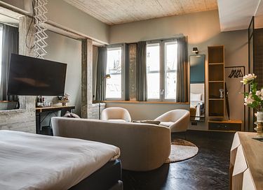 Luxe suite (45m2) in boutique hotel met bad - 2