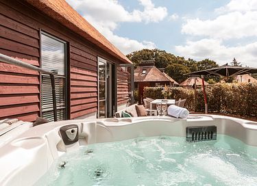 ferienwohnungen mit eigenem Whirlpool und Sauna - 2