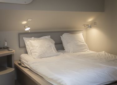 Special boat with pool and roof terrace - 5