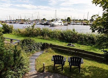 Cottage at the Lauwersmeer with a view