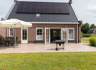 Ruime 6-persoons vakantiewoning in de natuur - 16