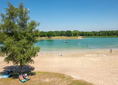 Holiday home with beautiful lake view - 9