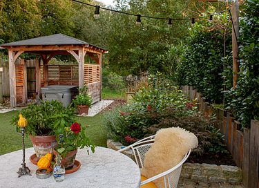 Romantic wagon with luxury private spa - 13