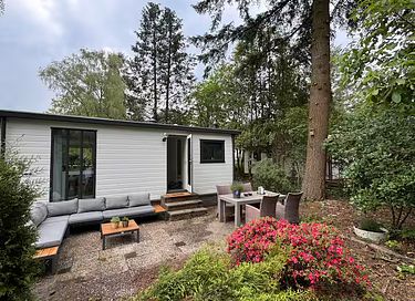 Chalet avec un grand jardin dans un parc aux multiples attraits - 2