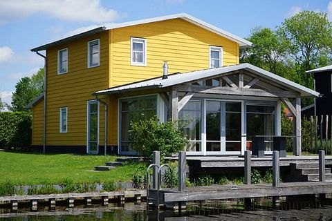 6-person vacation villa with swimming jetty - 4