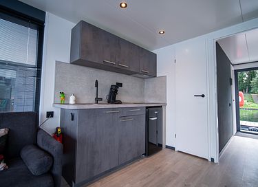 Bateau-maison avec toit terrasse et hottub - 9