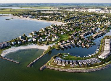 Vakantiehuis (8p) aan het water met wellness - 4