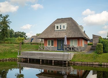 Detached 4-person waterfront bungalow - 22