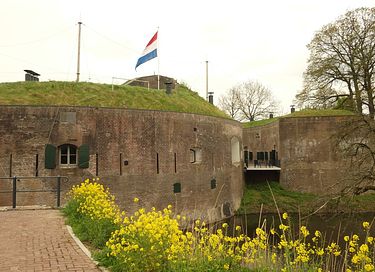 Sleep in a real Bunker - 13