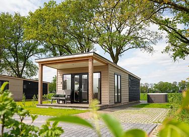 Pavillon de bien-être - jacuzzi, sauna et douche solaire - 2