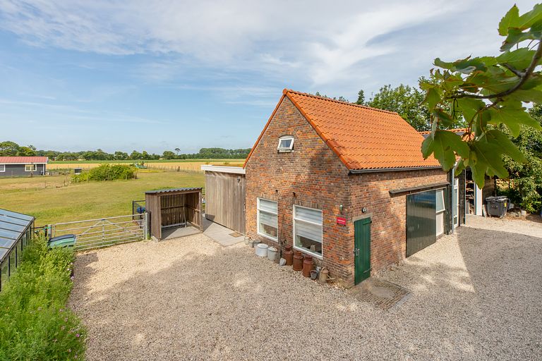 Holiday home with a covered patio (Zeeland) - 1