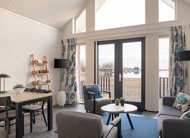 4-person beach house on a Frisian lake - 7