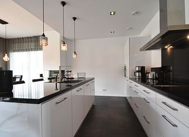 10-person vacation villa with wellness - 12