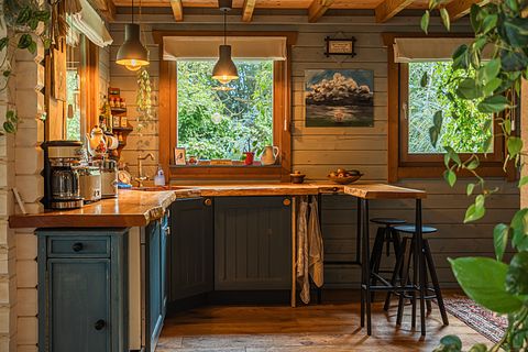 Attractive log cabin close to beach and sea - 4