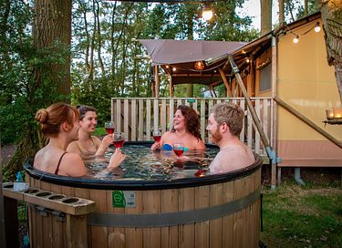Wellness safaritent (6p) with sauna & hot tub