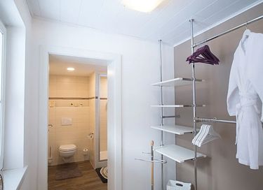 Sfeervolle hotelkamer met bergzicht - 5