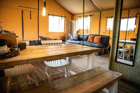 Safari tent on an organic farm - 4