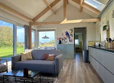 Vrijstaand huisje in een boomgaard op Texel - 6