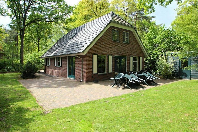 Logement de vacances dans un parc de vacances avec sauna privé - 1