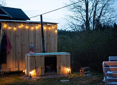 Off-grid hunting lodge in Sweden - 5