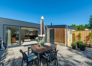Attractive bungalow with outdoor shower - 26