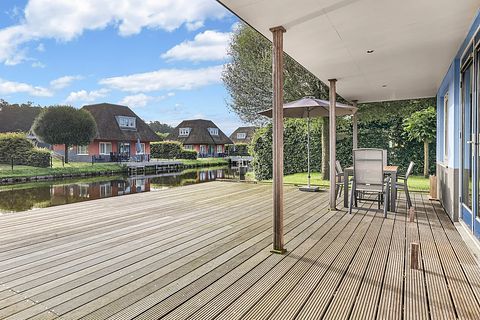 Waterfront holiday home with sauna - 2