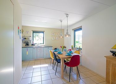 Feriehus i Julianadorp tæt på havet - 9