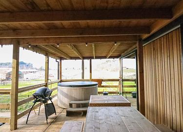 Ferienwohnung aus Holz mit Jacuzzi (8p) - 3