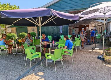 Glamping in a bell tent on the waterfront - 18
