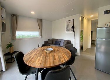Tiny house (4p) on watery vacation park - 5