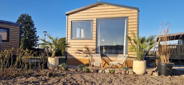 Beach chalet (sauna) at the Zuidlaardermeer - 1