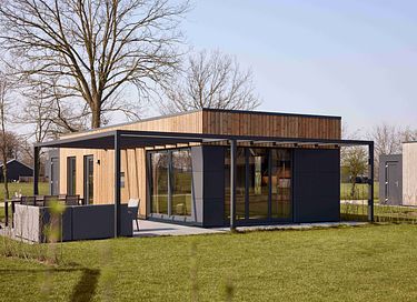 Tiny house op landelijk gelegen vakantiepark
