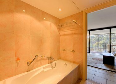 Logement de vacances moderne et luxueux avec piscine privée - 2