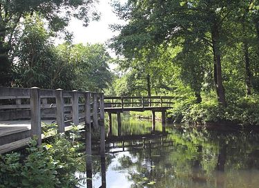 Mooi vakantiehuis direct aan het water - 20