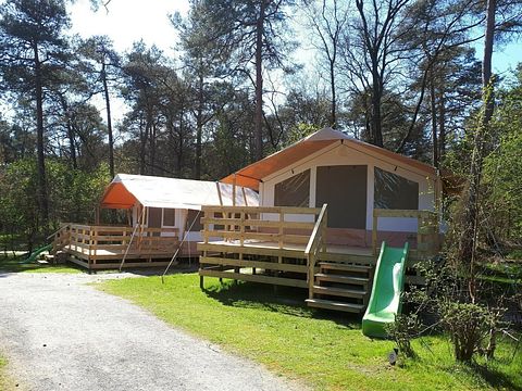 Safari tent with fun slide in Drenthe - 3