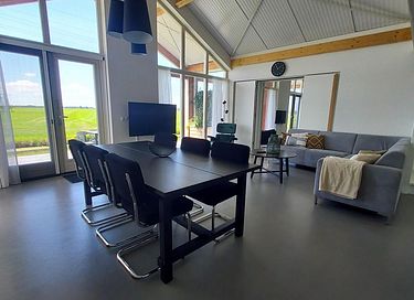 Waterfront family home in Friesland - 4