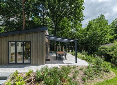 Holiday home with sitting lounge in nature