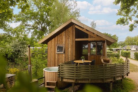 Maison familiale en bois avec jacuzzi - 2