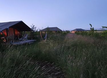 Glamping-Zelt mit Whirlpool und toller Aussicht - 23