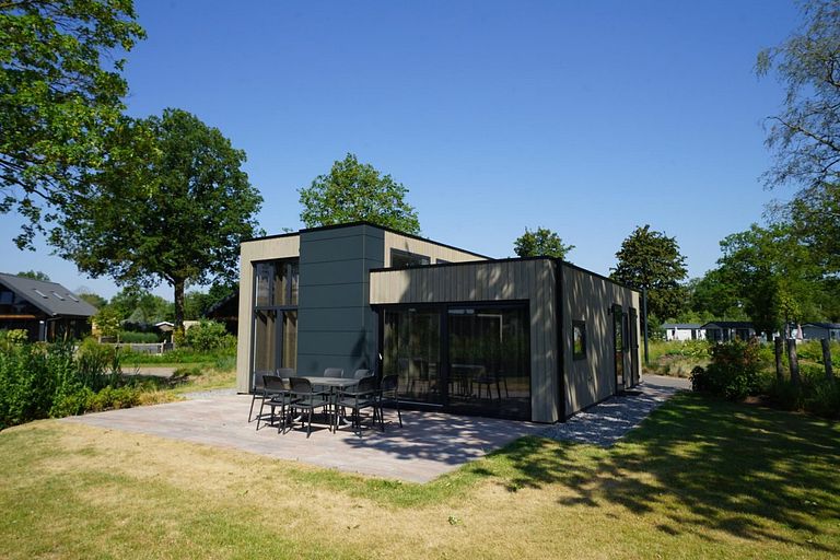 Moderne Ferienwohnung mit eigenem Bootssteg - 1