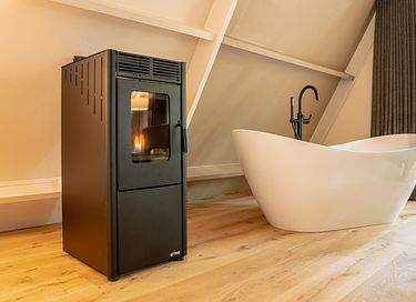 Romantisch boshuisje met ligbad  - 12