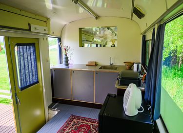 Uniek overnachten in een omgebouwde tram - 9