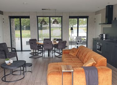 Luxe vakantiebungalow direct aan het water - 3