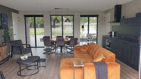 Luxe vakantiebungalow direct aan het water - 3