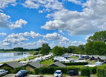 Cozy houseboat on the water in Gelderland - 12