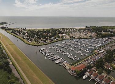 Comfortable vacation home in Friesland - 18