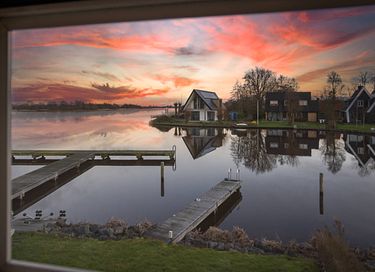 Sfeervol vakantiehuis aan meer in Friesland - 4
