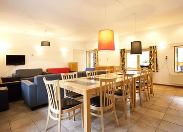 Maison familiale (12p) sur un parc dans les bois - 3