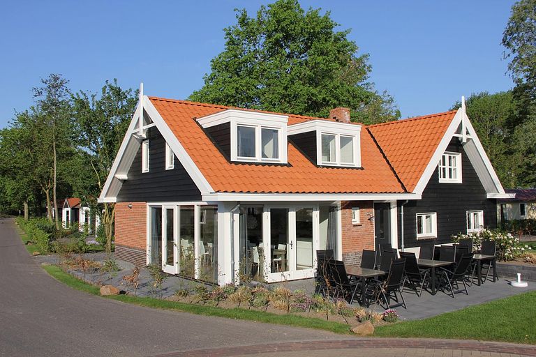 Ruim familiehuis in een prachtige omgeving - 1