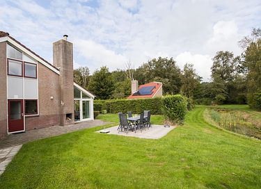 Moderner Bungalow mit gemütlichem Außenkamin - 2